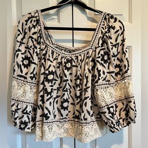 C SIRIANO / Relaxed Fit , Square Neck , Boho Blouse , Embroidery & Lace Detail